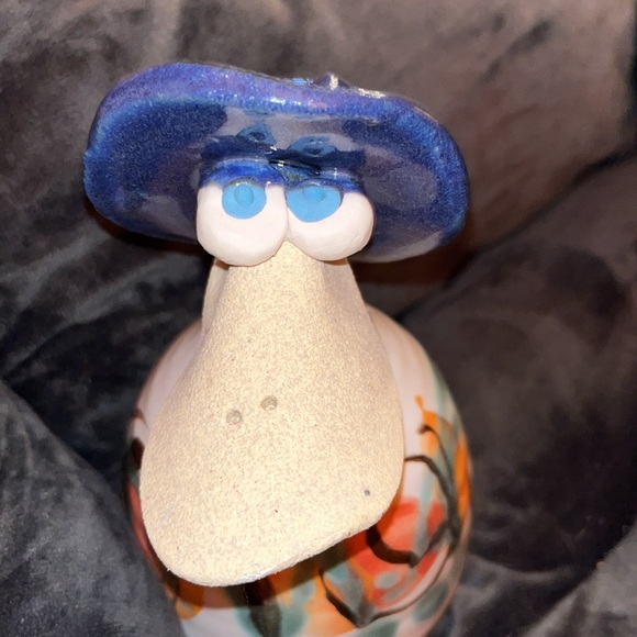 Vintage Duck Cowboy pottery piggy bank.  Used in excellent condition. Dr… - Picture 7 of 9